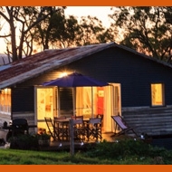 Farmstay Cottage Accommodation Hot Air Gold Coast