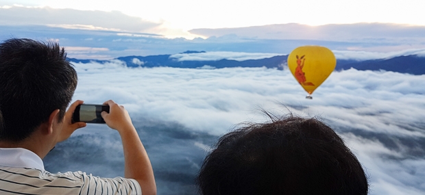 Hot Air Ballooning Magic at Sunrise